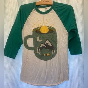 Fun 3/4 sleeve top with outdoorsy vibe